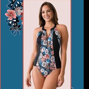 Fit 4 Ur C's Victoria Hi Neck Zip Tank~Size 18